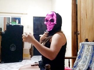 Martin13: 阿根廷庆祝万圣节与她的继兄弟发生性关系
