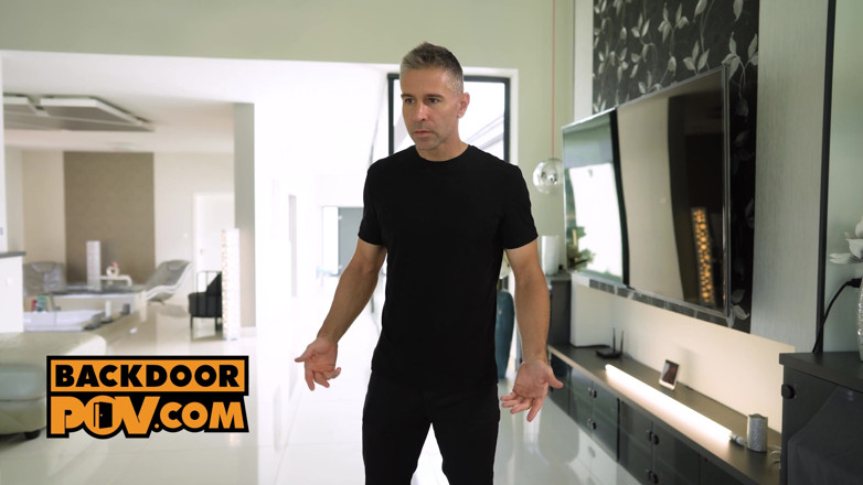 BackdoorPOV: POV: anální holka Kitana Lure potěší dva ptáky