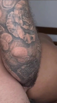 No Pelo É Mais Gostoso: Encheram Meu Rabo De Porra E Eu Amei Sentir Escorrer!