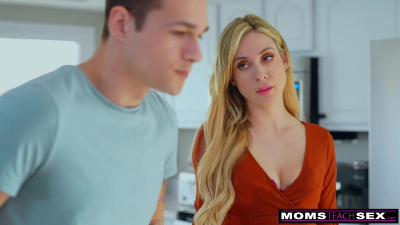 Moms teach sex: Nu mă uit la mama vitregă - seria 19: episodul 4