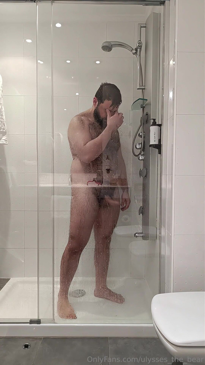 Ulysses the bear: 그냥 젖은 몸, 그리고 당신의 상상력