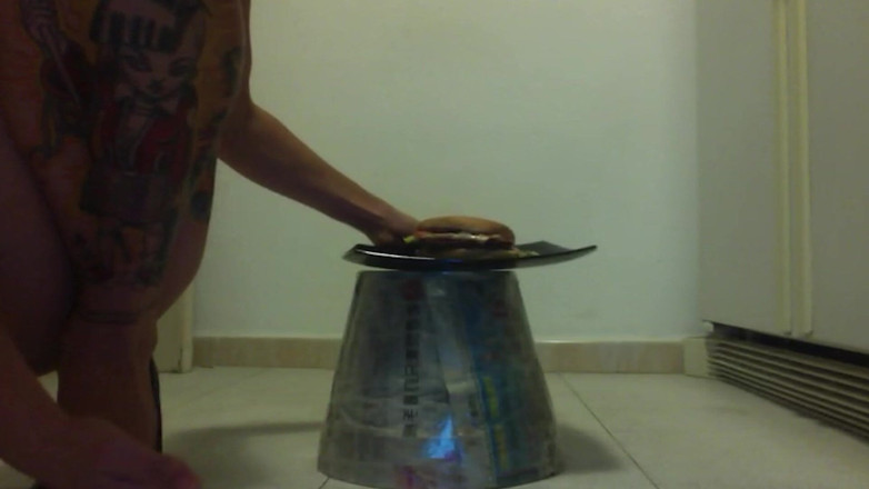 Goddess Maya: Ass and Heels Crush Burger