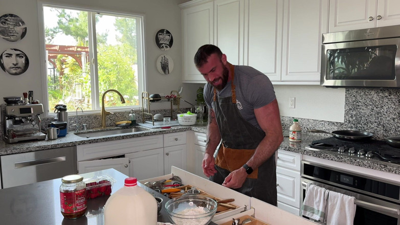 Huge Ajax: Sexy Chef Cooks with a Boner and Cups