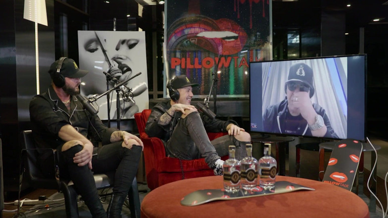 Pillow Talk: Gene Simmons sur S*x et Rock N’Roll