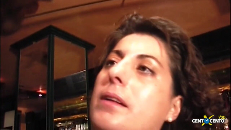 Topaweb: Süper süper! Her şeye hazır, götünde ve amında şişeler ve gerçekten boşalıyorlar! (tam İtalyan...