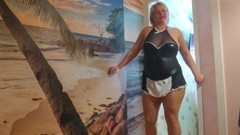 Putarankahotmilf: 继母穿着性感的衣服和连裤袜变态戏弄继子