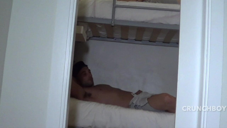 Latino Fucker: Jess amzing xxl yarakla korunmasız sikiliyor
