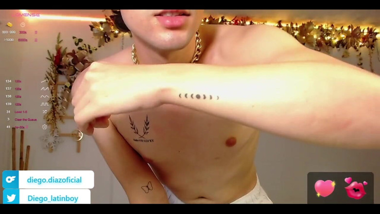 Diego_latinboy: Showing My Tattoos