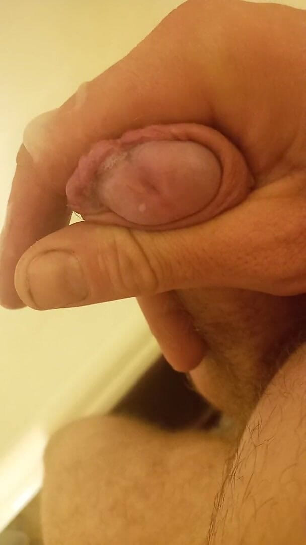 Hotboi 1993: Masturbasi dan muncrat