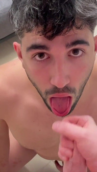 Sexy Bubble Butt Gets Used by Dominant Top