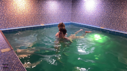Matty And Aiden: Teenage twinks Matty and Aiden blowjob in the swimming pool