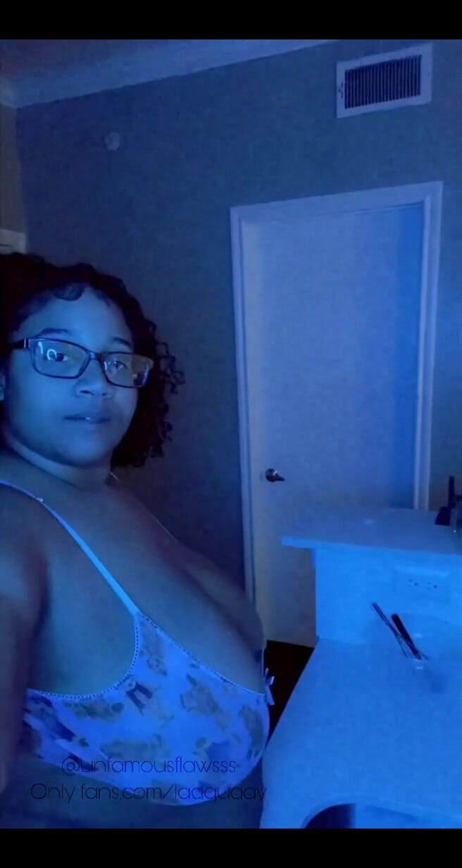 Biggdebbie solo: I’m sober asf.