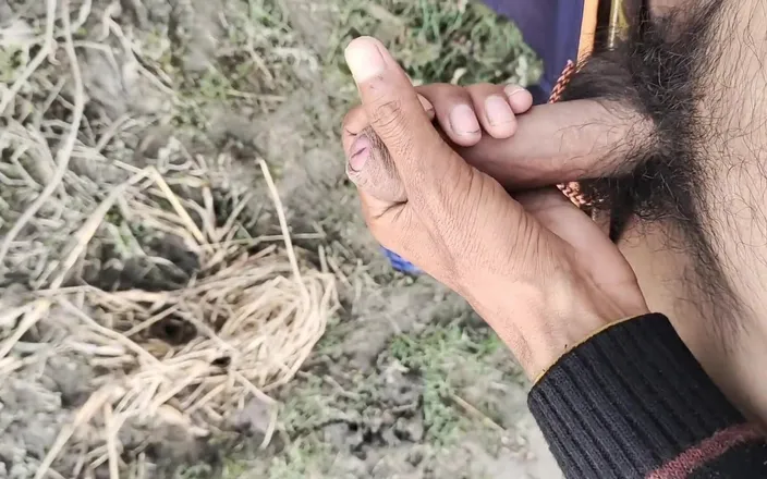 Desimast7: Indian Big Cock Khule Men Muth Maarte Huye