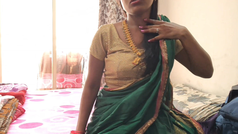 Mumbai Ashu: Mătușă indiancă sexy face sex cu sari indian sexy Remove