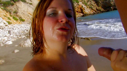 Big Tits World: Francouzská baculatá žena s velkými prsy jezdí na tvrdém ptákovi na...