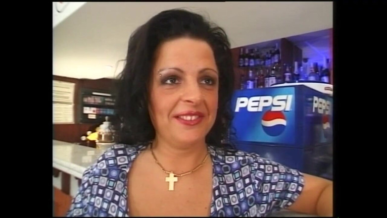 MMV films - The Original: Milf con tetas gigantes follada en un pub y corrida...