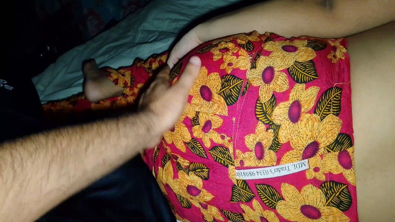 RedQueenRQ: Sex cu soțul și soția indiană căsătorită