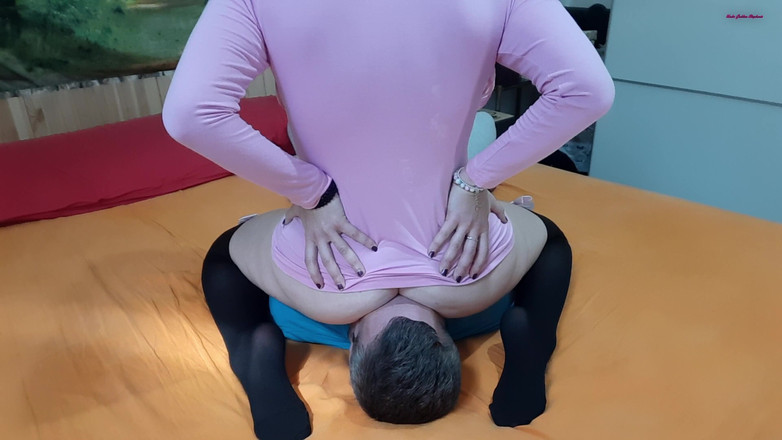 goddess82: Я люблю підкоряти тебе під своєю дупою та пиздою, частина 2