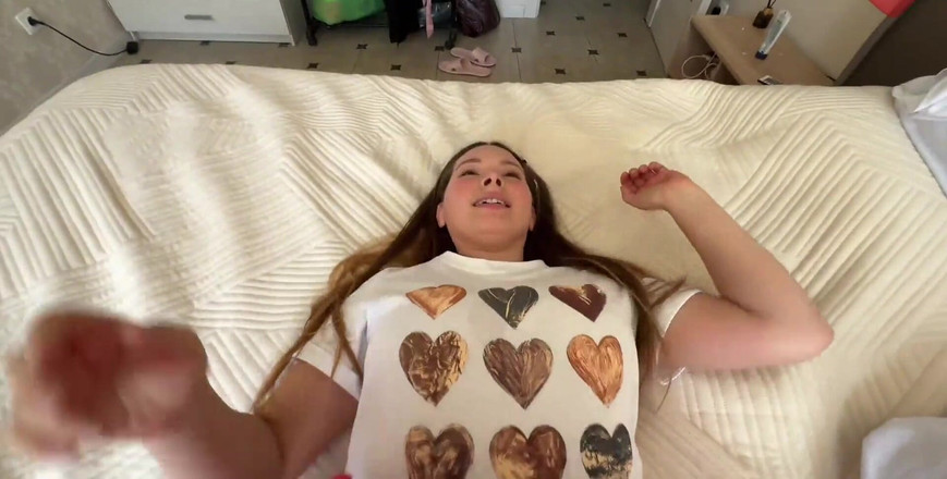 Loly Lola: Quyến rũ một tinka trẻ ngọt ngào cho lần thổi...