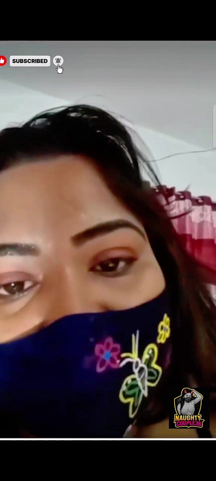 Black Adam: Bangladeshiska par njuter av sex