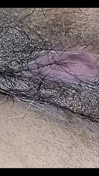 我毛茸茸的阴户饿了