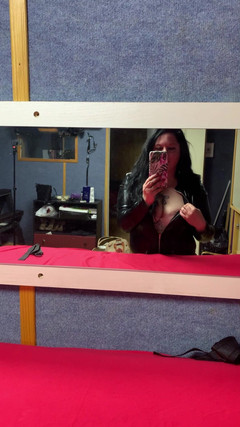 Maitresse Clara: Otwieram przed tobą drzwi tego lochu