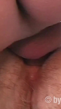 Stara babcia Vera chce połknąć spermę