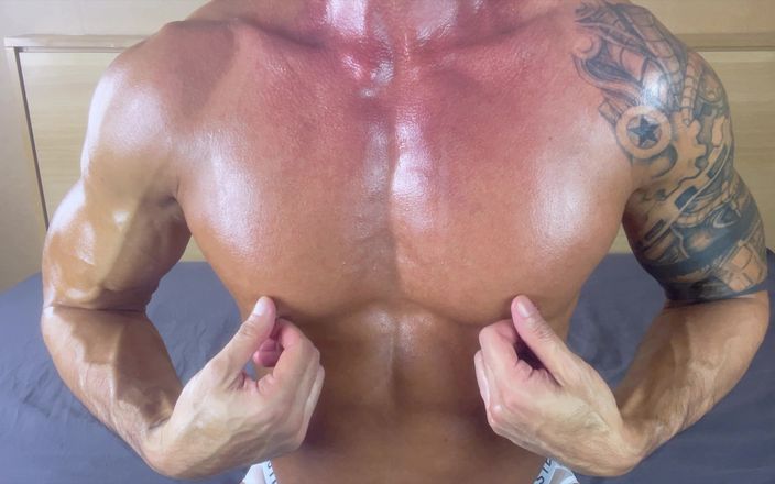 Joey Rhyder: Vorrei che tu stia adorando il corpo muscolare duro di...