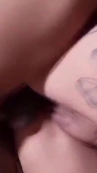 미시 자지를 깨뜨리는 거대한 자지