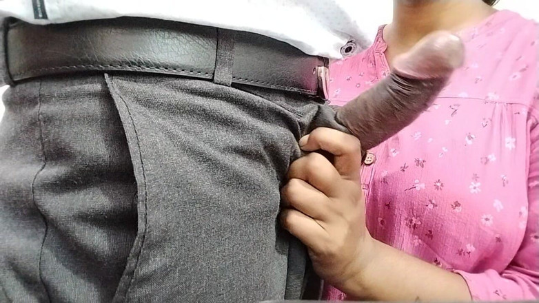 Pooja Didi: Arkadaşım üvey kız kardeşimi siktiğimi gördü