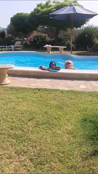 Jeder für Pool Tennis