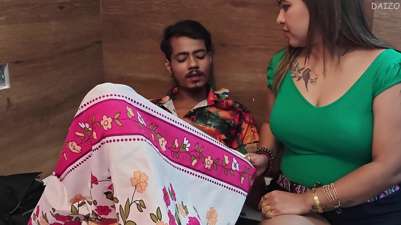 AlexDaizo: Sora vitregă vrea să-mi mănânce sperma