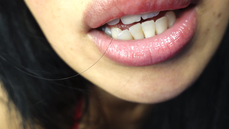 Asmr_mouth: Bu mikrofon bana ne yapıyor izle
