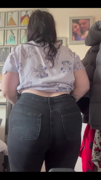 The Bum Shuffle to Get Into Jeans