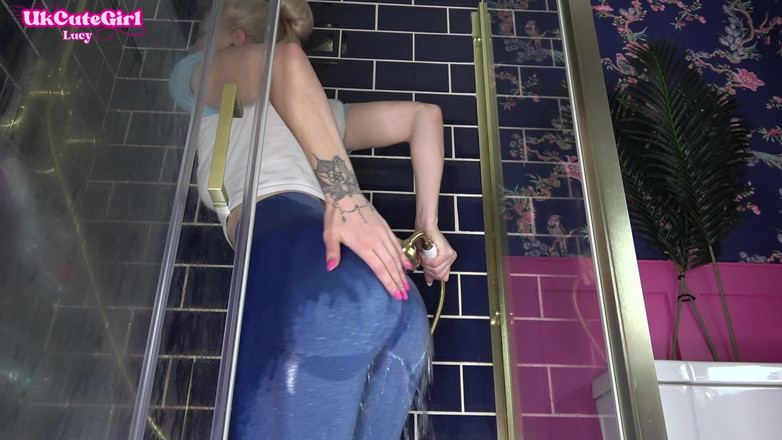UKCuteGirl: Wet Leggings Shower JOI - Begging for Cum on My Bum