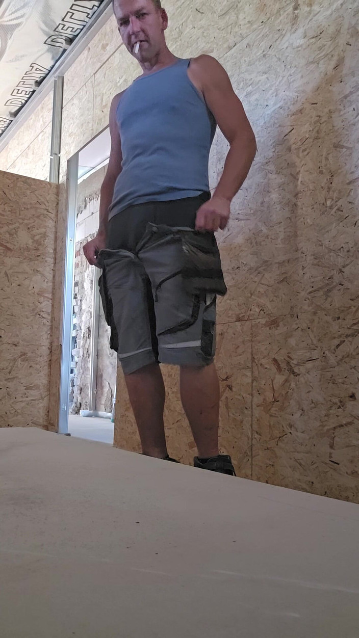 Chris_snoopy_91: Um dia quente no canteiro de obras dedilhado, boquete com...