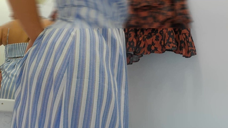 malesabenatiastar: Hete openbare badkamer met bbw-kont