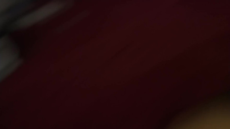 AngyAmazon: Il mio cornuto entra nella stanza mentre il suo amico...