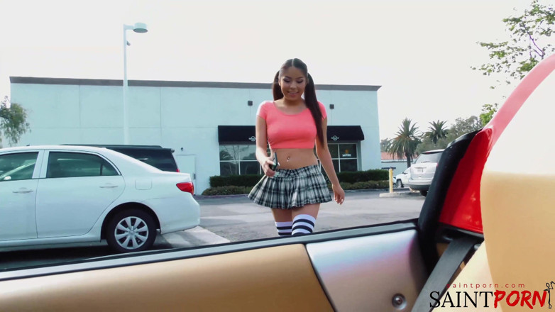 SaintPorn: Sami’s Cream-filled Fuck
