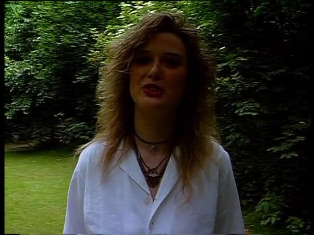 Lucky Cooch: Beautiful babe at the outdoors interview