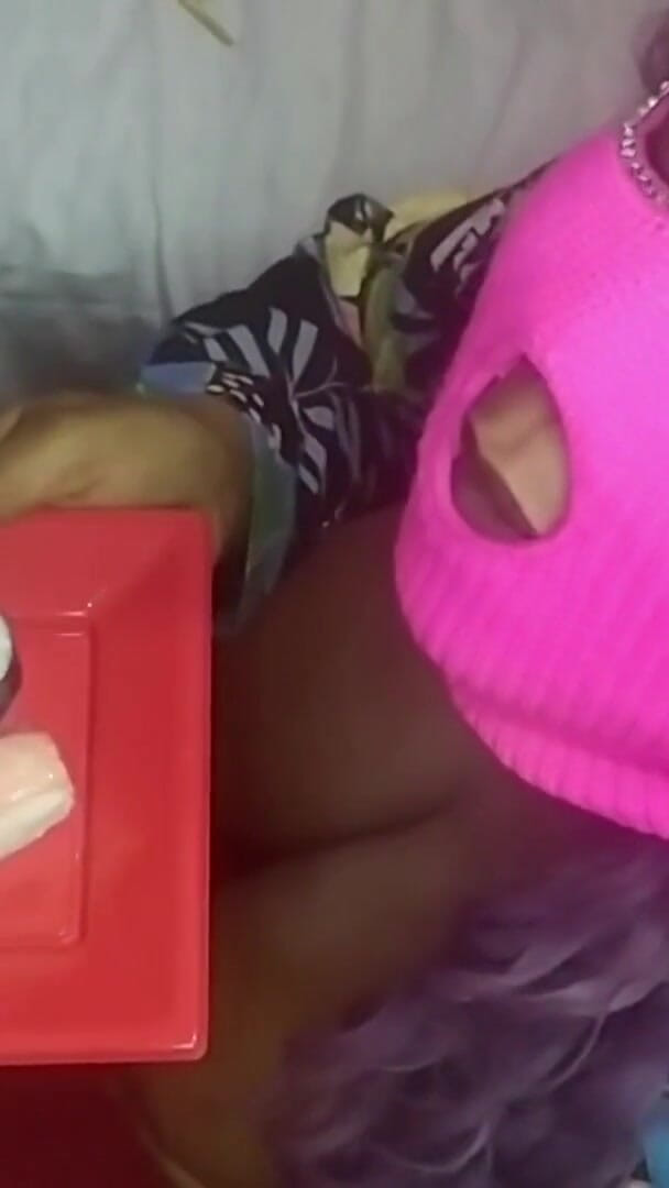 Sexsicouple: Adakah Awak Mahu Pancut Pada Makanan Saya?