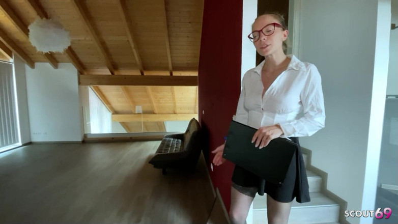 Scout69: Nerd alemã agente imobiliária menina dá serviço extra ao cliente
