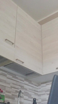 Gadis panas di dapur tanpa seluar dalam