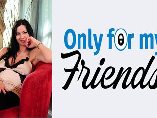 Only for my Friends: Krista kaslo दो उत्तेजक स्तनों वाली बेवफा सुअर और काले बाल वाली की चूत के अंदर पटक दिया जाता है