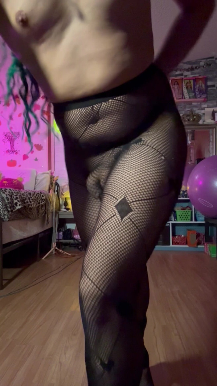 TSJade95: Vegas Style Striptease