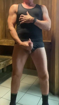 Dilf Jockdad87 Shoots Another Hot Load in the Sauna