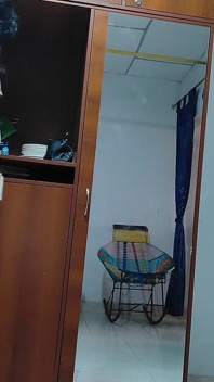 Skinny È Nei Guai. Il Suo Fratellastro La Scopa