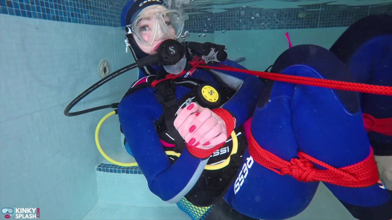 UKCuteGirl Lucy Lauren: Underwater Bondage in Scuba Tied Tight &amp; Dragged Through Water