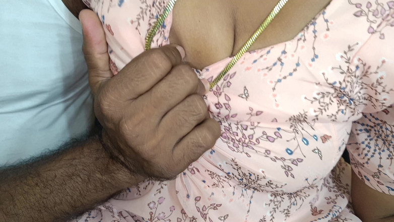 Laxi ammu: Hospodyňka si užívá