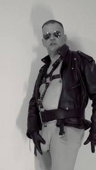 Lycra Leather Hunk 11 (dwa Cum Shots Xl)